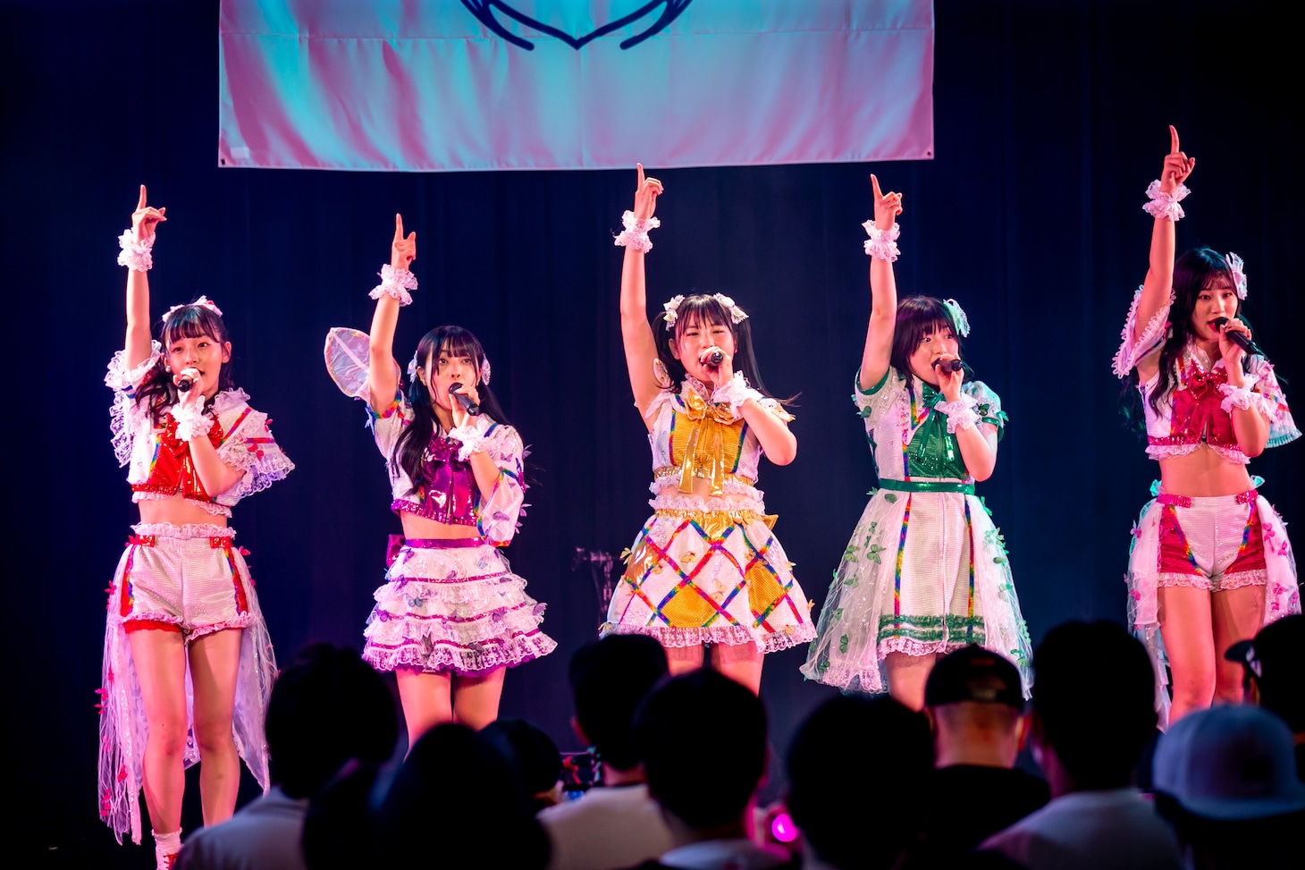 「Lily of the valley 3rd Anniversary Live『リリバリの誕生前夜』」の様子。（撮影：小林公士）
