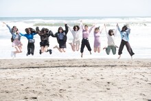 エビ中新メンバー候補生たち。