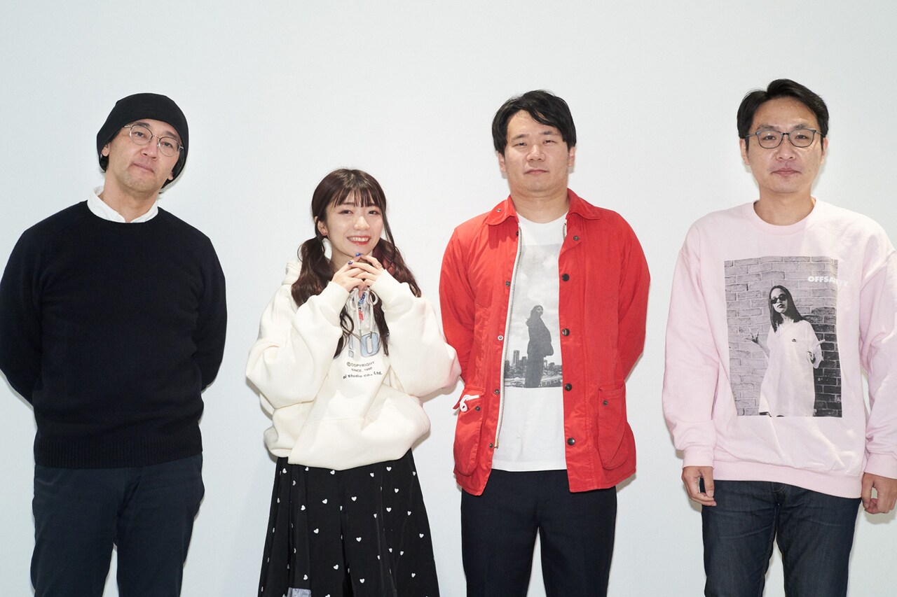 左から佐々木敦、ぱいぱいでか美、劔樹人、南波一海。