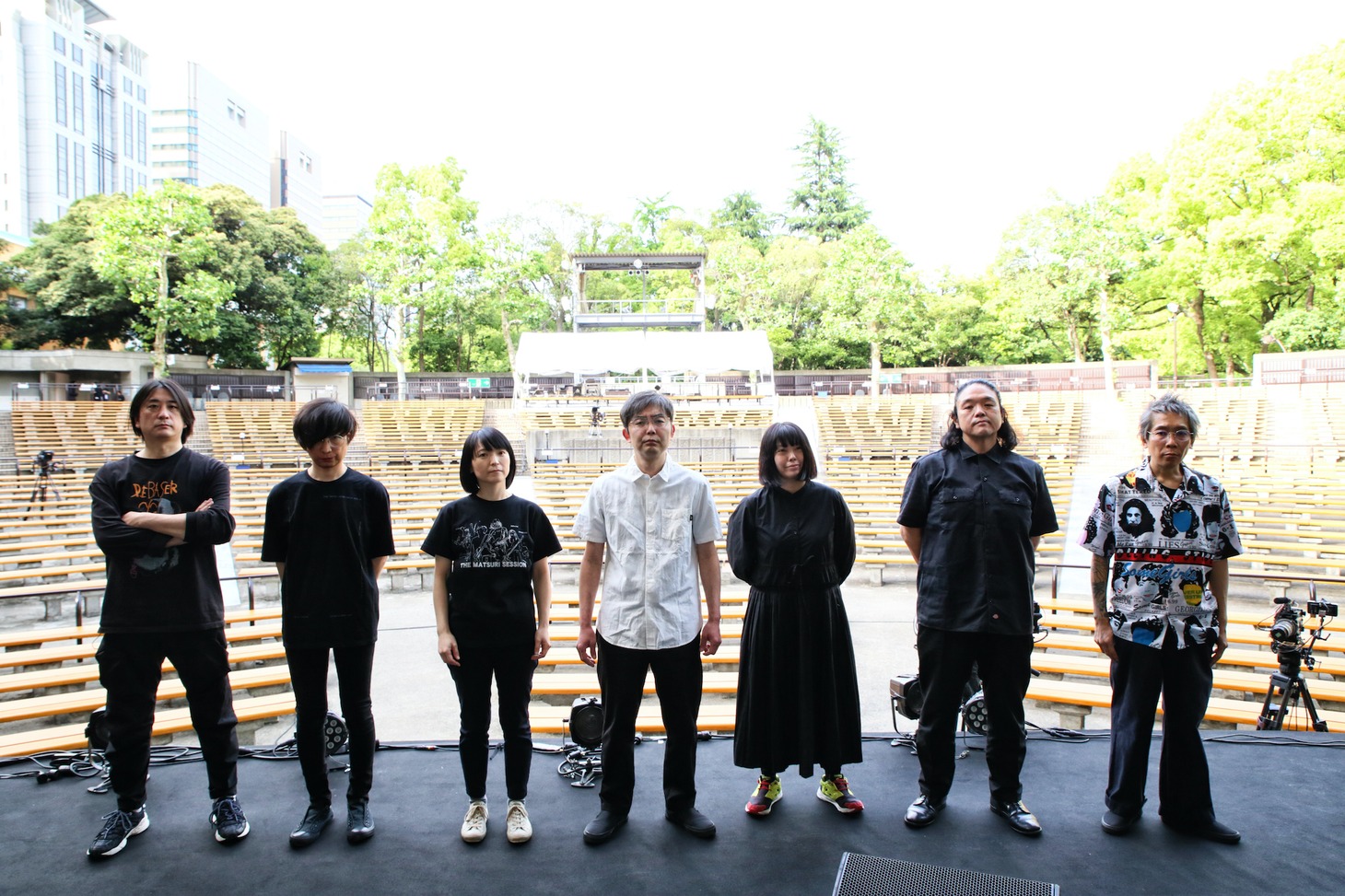 NUMBER GIRLとZAZEN BOYS。（撮影：菊池茂夫［DYNASTY］）