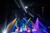 私立恵比寿中学 メジャーデビュー9周年記念ライブ 第2部「初夏のエビ増量キャンペーン」の様子。