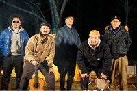 左からレキシ、柳下“DAYO”武史、森山直太朗、宮原“TOYIN”良太、Bose。