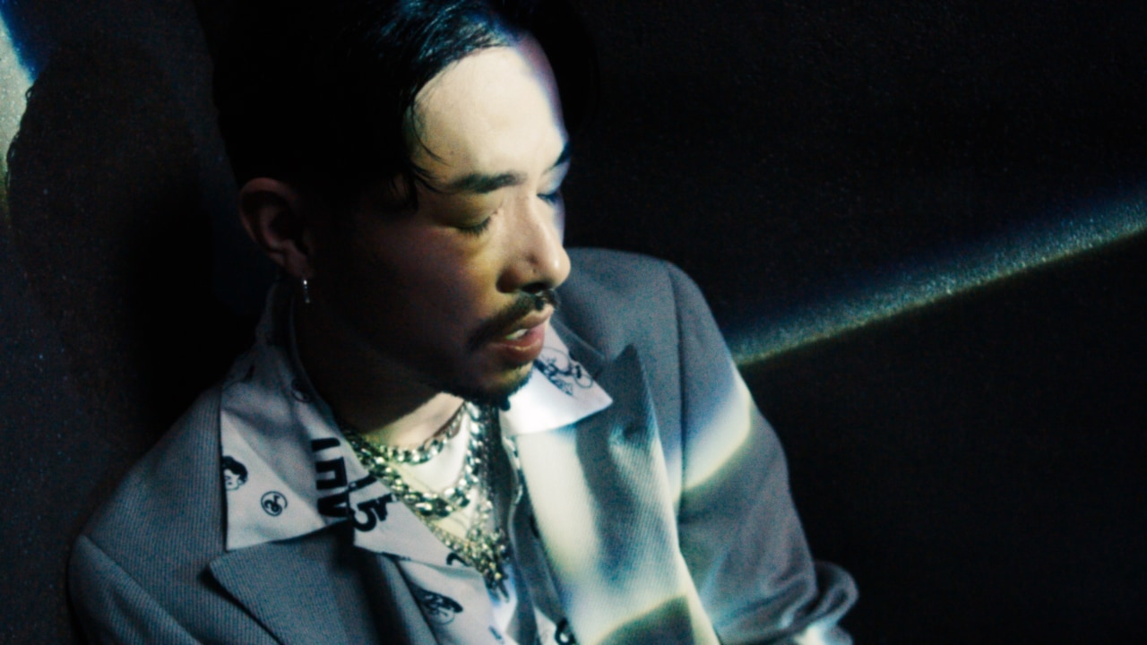 ZORNが「家庭の事情」を歌う、MV監督は山田健人（動画あり） - 音楽