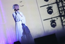 まふまふ （撮影：小松陽祐［ODD JOB LTD.］ / 岡本麻衣［ODD JOB LTD.］ / 堀卓朗［ELENORE］ / 今田和也［ELENORE］）