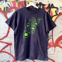 「くるり×MOROHA Tシャツ」のデザイン。