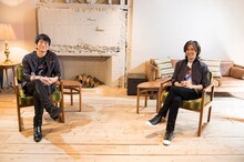 左から桜井和寿（Mr.Children）、稲葉浩志（B'z）。