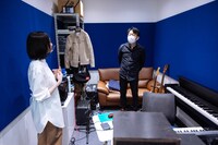 左からのっちさん、目黒将司さん。