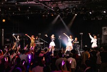 「転校少女* Live Tour 2021 "Girl*s Spring"」ファイナル公演の様子。