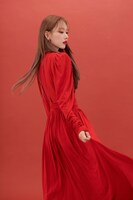 宮脇咲良「SAKURA MIYAWAKI "Graduation Visual Booklet"」より。 (c)Mercury