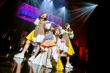 TEAM SHACHI（撮影：曽我美芽）