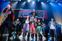 「ライブナタリー "TEAM SHACHI" ～シャチにボイメン 会いにおいで～」の様子。（撮影：曽我美芽）