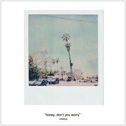 「honey, don’t you worry」コラボCDジャケット表面
