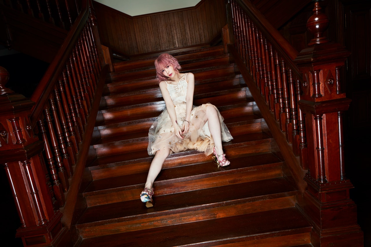 大森靖子×の子が5年ぶりにコラボ、YouTubeで急遽弾き語り披露も