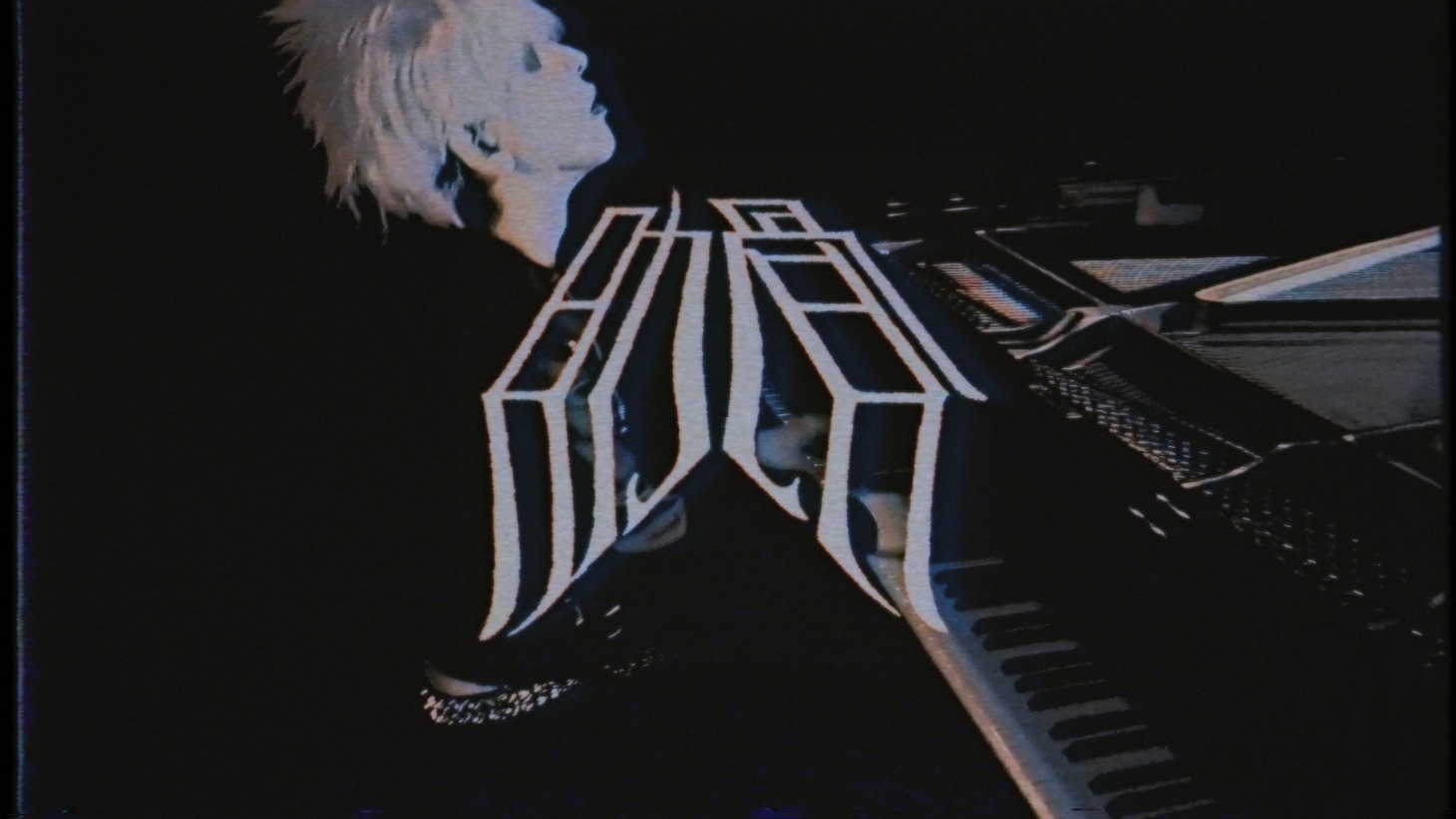 肋骨「未来の骨格 / Skeletal Future」ミュージックビデオより。