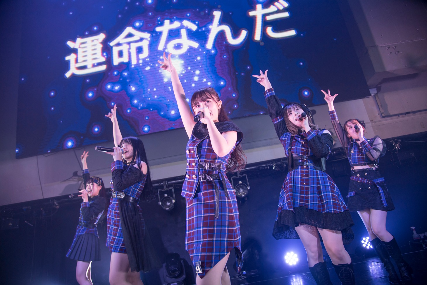 刹那的アナスタシアのデビューライブの様子。（撮影：林晋介）