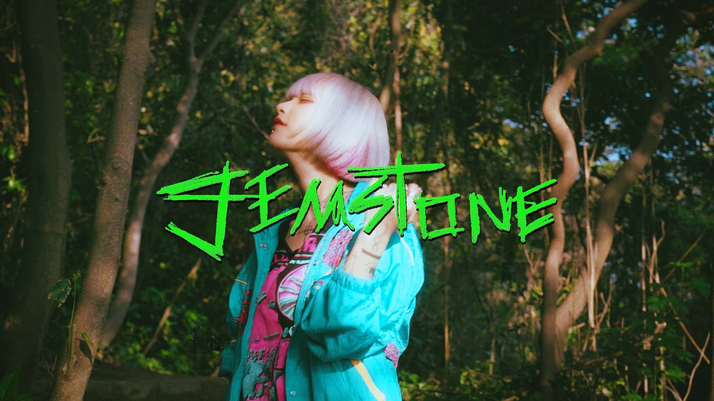 4s4ki「gemstone feat. Puppet」ミュージックビデオより。