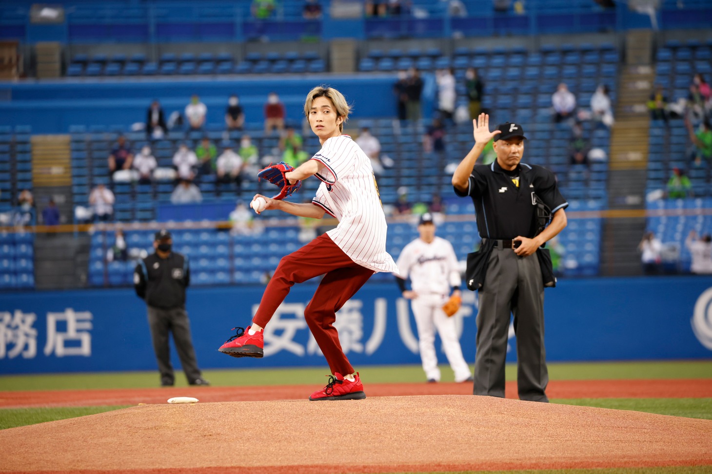 始球式を行った田中樹（SixTONES）。