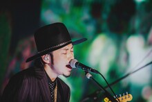 大木伸夫（Vo, G）（Photo by Taka"nekoze_photo"）