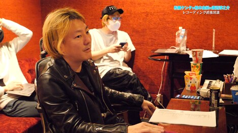 「【柏木由紀×松隈ケンタ×渡辺淳之介】新曲のレコーディングで新記録樹立しました」より。