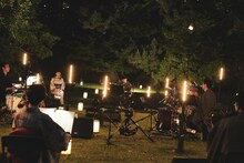 蓮沼執太フィル「浜離宮アンビエント」の様子。（撮影：川島悠輝）