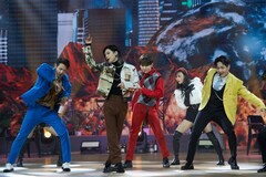 駆け抜けた軌跡に思いあふれ涙、SHINeeの10周年ファンミでテミンが約束「20周年は一緒に」