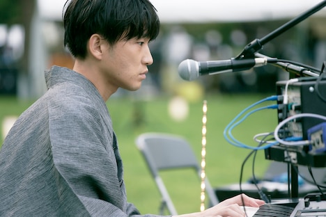 蓮沼執太（撮影：川島悠輝）