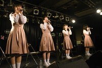 ファンに挨拶をするtipToe.。