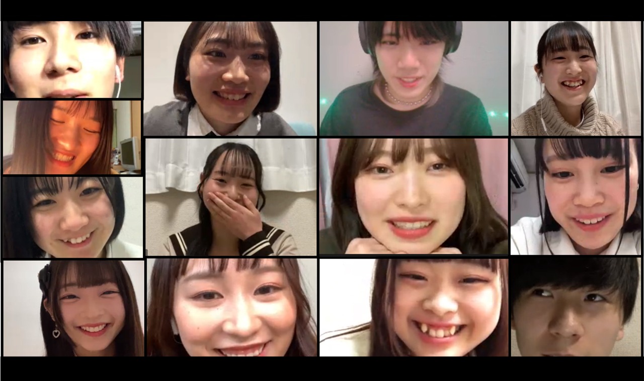 ドラマの企画会議に参加した高校生たち。