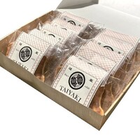 「May'n15周年記念コラボレーションたい焼き」の商品写真。