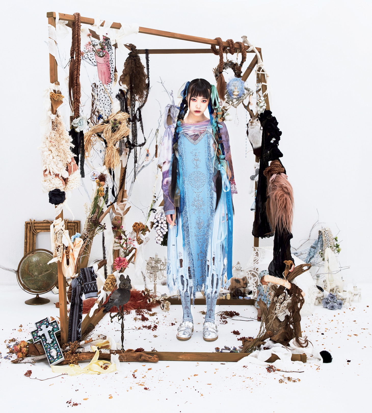 「装苑」2021年7月号より、あの。（撮影：宮原夢画）