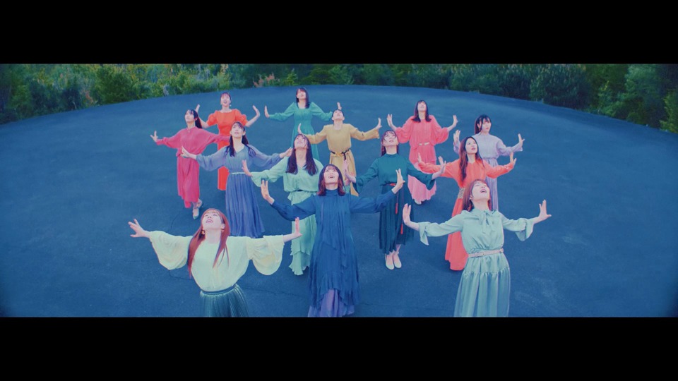 乃木坂46「錆びたコンパス」ミュージックビデオより。