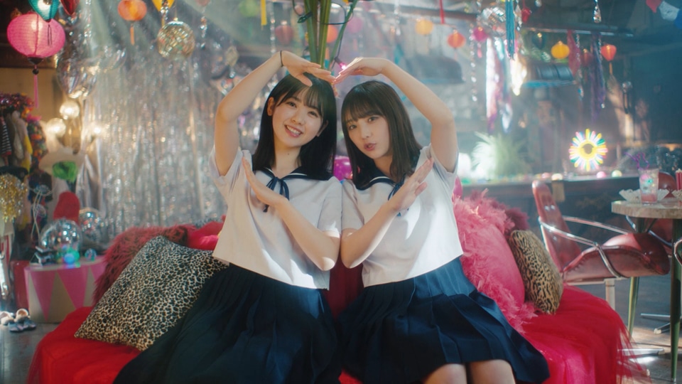 乃木坂46「ざぶんざざぶん」ミュージックビデオより。