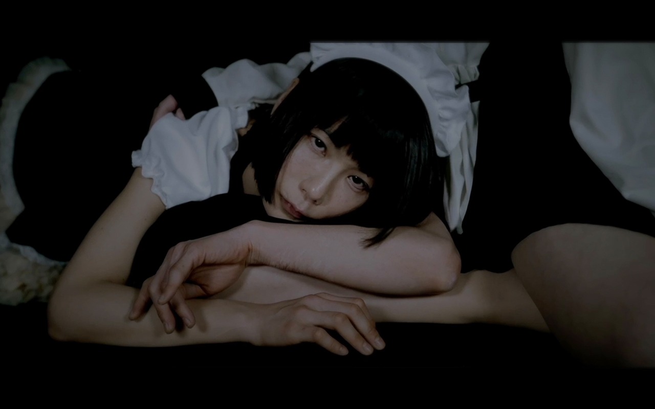 DJ後藤まりこ「ブッ殺すぞオマエ」MVより。