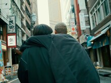 Ayumu Imazu「浮遊夢」ミュージックビデオより。