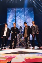 THE ORAL CIGARETTES（撮影：ハタサトシ）