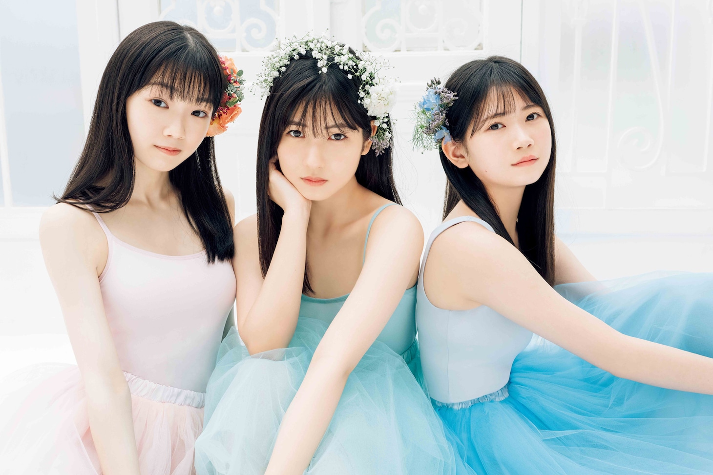 「モーニング娘。15期 OFFICIALBOOK 2019-2021」より。