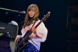 藤本ひかり(B)(撮影:岸田哲平)