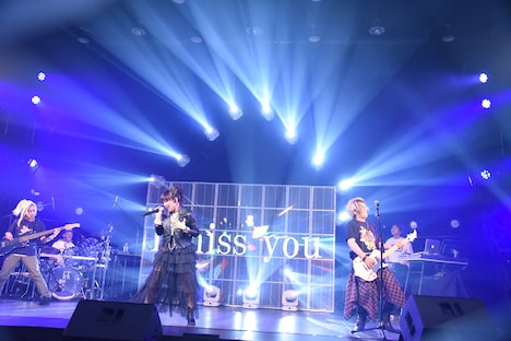 angela「angela Debut 18th Anniversary Online Live -Battle & Message-」の様子。