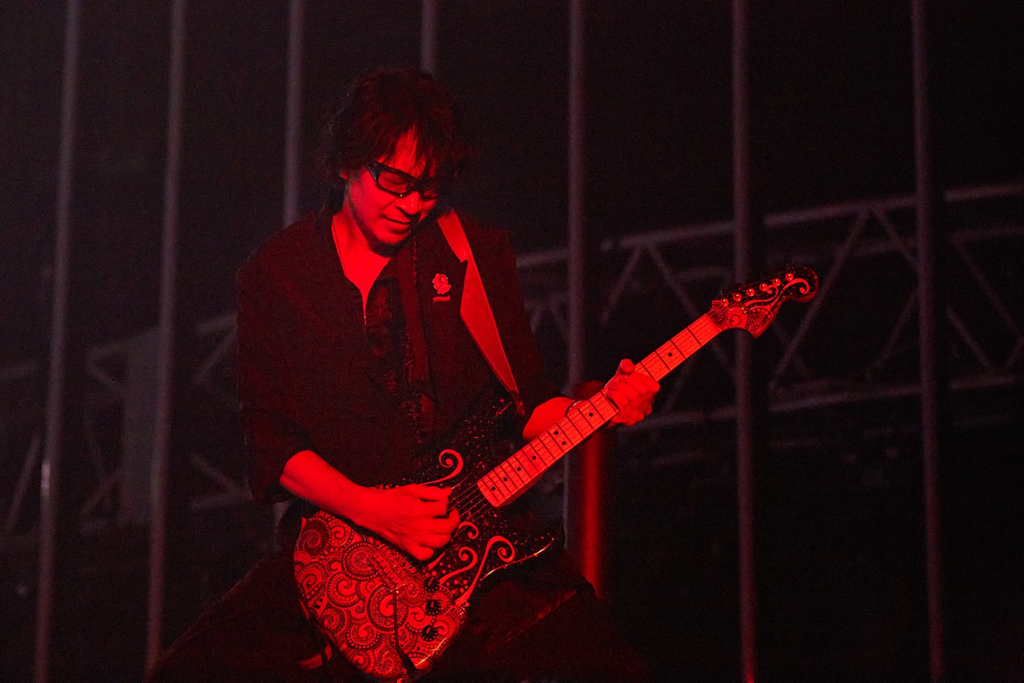 「30th L'Anniversary Starting Live "L'APPY BIRTHDAY!"」5月29日公演のken（G）。