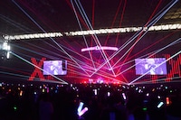 「30th L'Anniversary Starting Live "L'APPY BIRTHDAY!"」5月30日公演の様子。