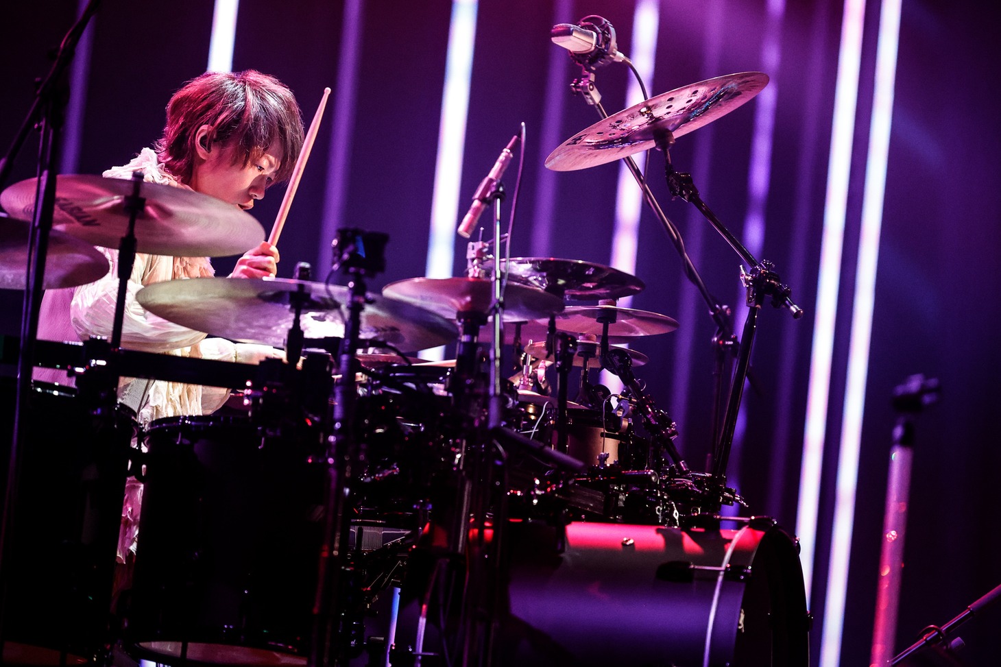「30th L'Anniversary Starting Live "L'APPY BIRTHDAY!"」5月30日公演のyukihiro（Dr）。
