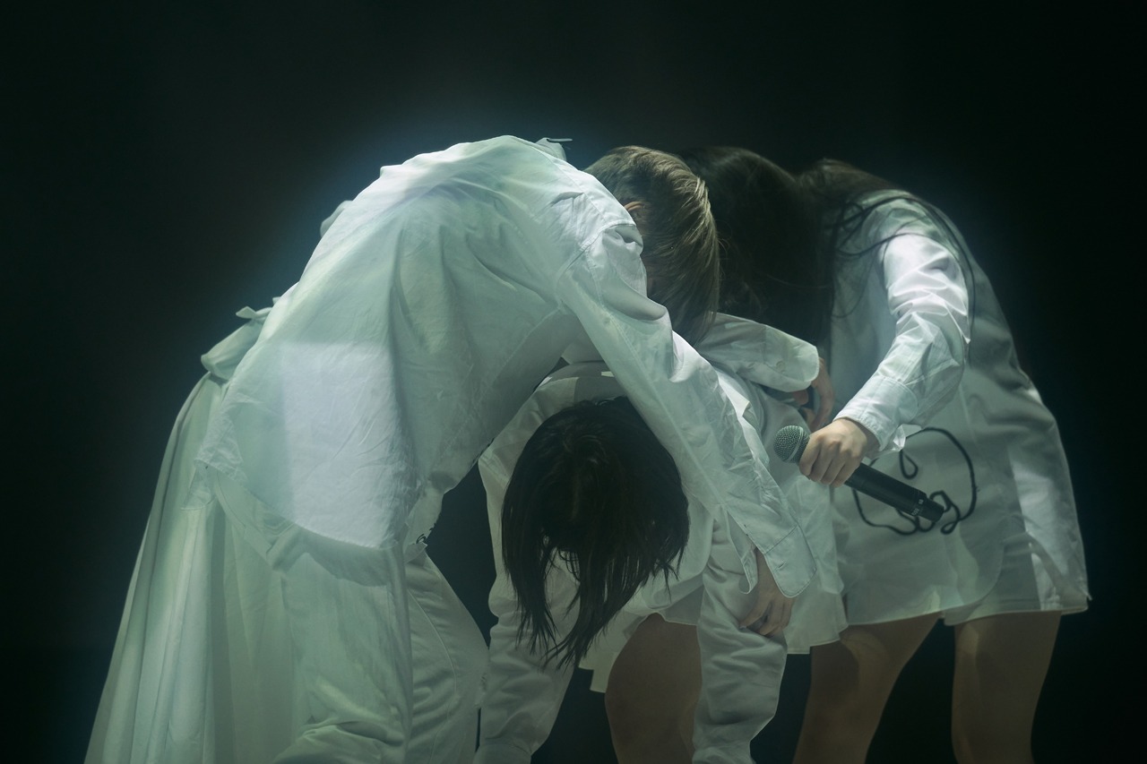 Maison book girl「Solitude HOTEL」の様子。（撮影：稲垣謙一）