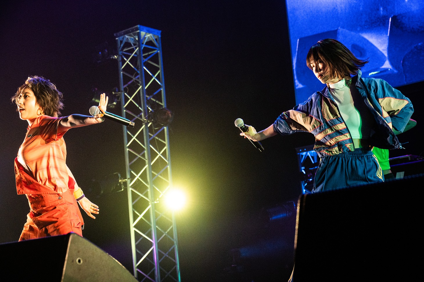 左からrisano、yuu。