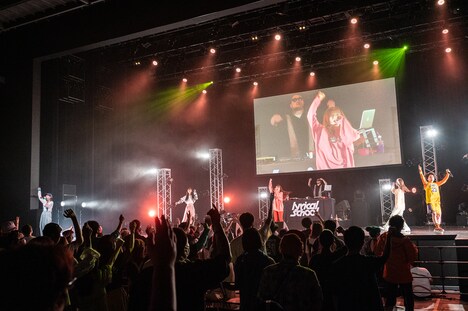 lyrical school「lyrical school oneman tour 2021」東京・チームスマイル・豊洲PIT公演の様子。