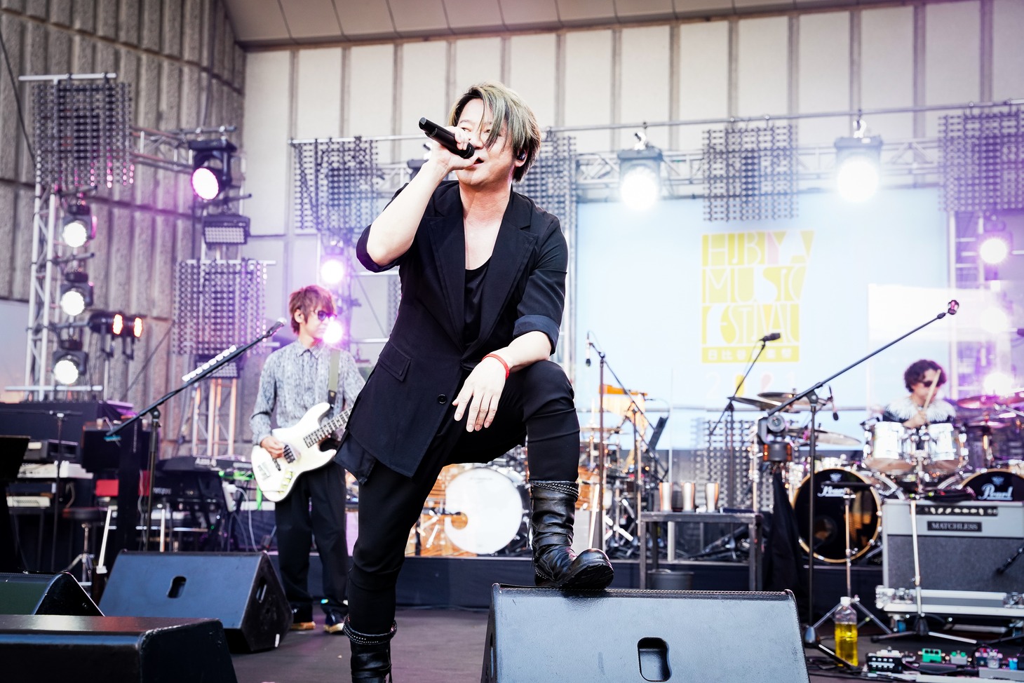 GLAY
