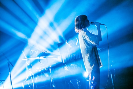 「iri Spring Tour 2021」東京・USEN STUDIO COAST公演の様子。（撮影：田中聖太郎）