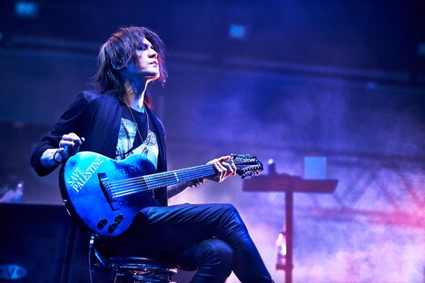 SUGIZO(G, Violin)