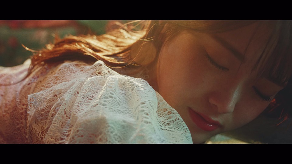 松村沙友理「さ～ゆ～Ready?」MVより。