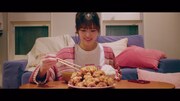 乃木坂46松村沙友理のソロ曲「さ～ゆ～Ready?」MV公開、ゆかりある監督3名が卒業の門出祝う
