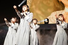 「≠ME 1stコンサート ～初めまして、≠MEです。～」の様子。(c)YOANI/KING RECORDS